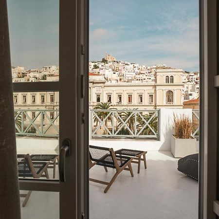 ארמופוליס Syros Soul Luxury Suites מראה חיצוני תמונה