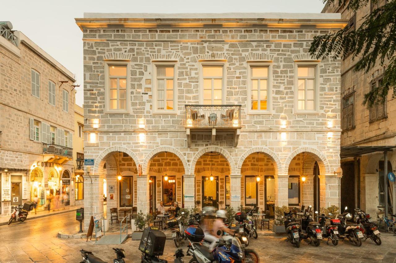 ארמופוליס Syros Soul Luxury Suites מראה חיצוני תמונה