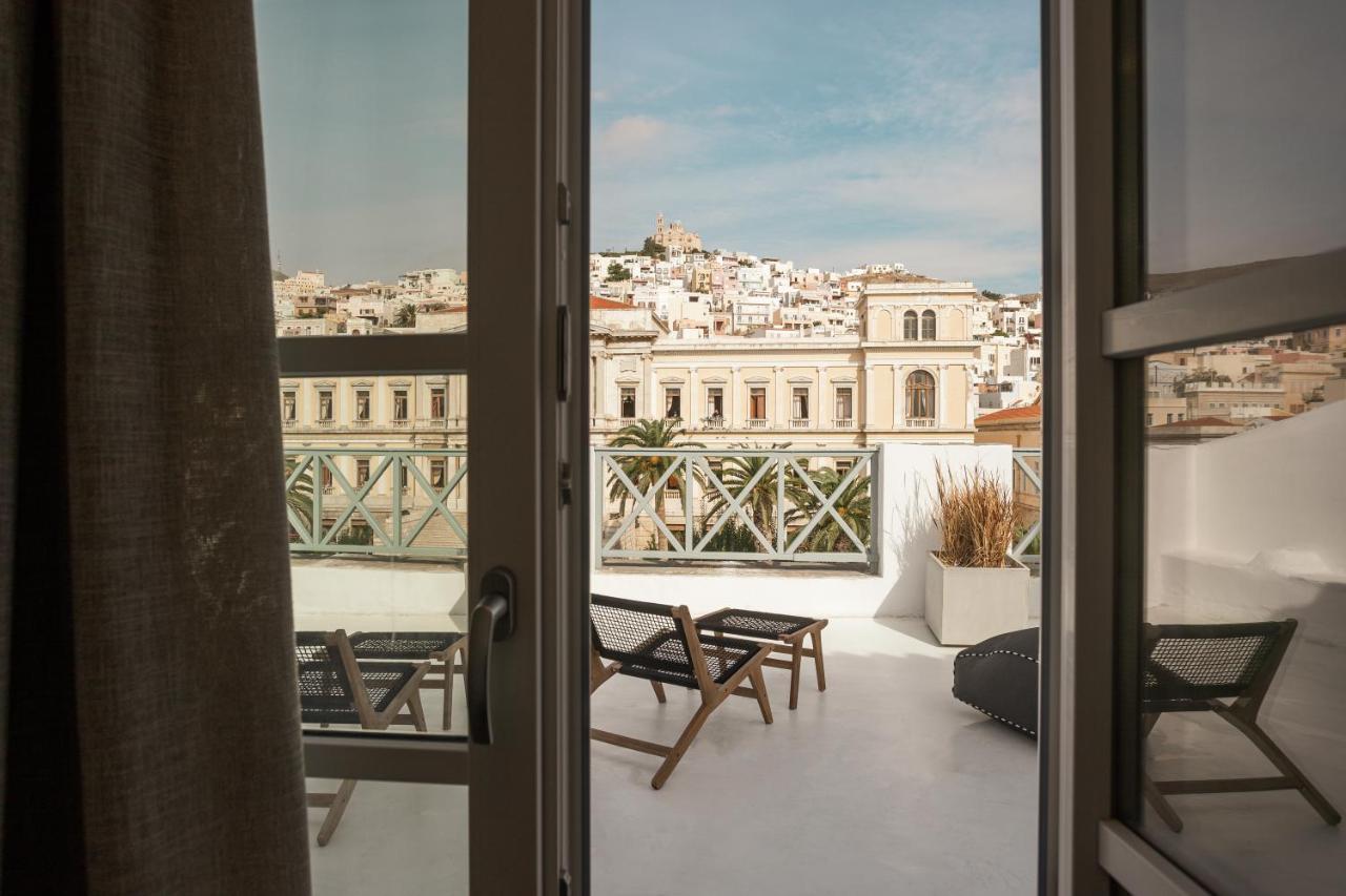 ארמופוליס Syros Soul Luxury Suites מראה חיצוני תמונה